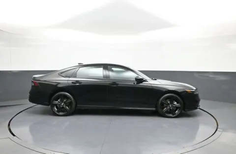 More photos of 2026 Honda Accord Hybrid Sport-L at Plaza Honda, NY