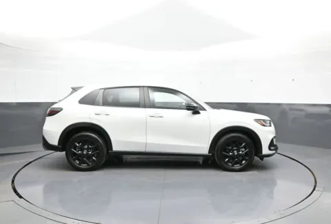 More photos of 2024 Honda HR-V Sport at Plaza Honda, NY