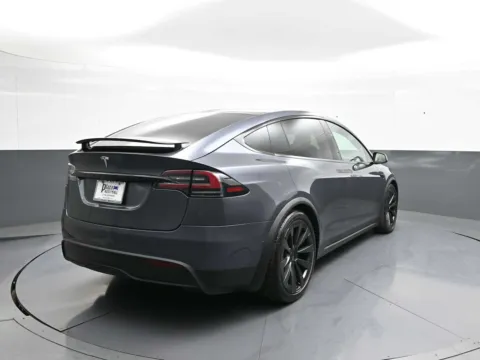 More photos of 2023 Tesla Model X at Plaza Honda, NY