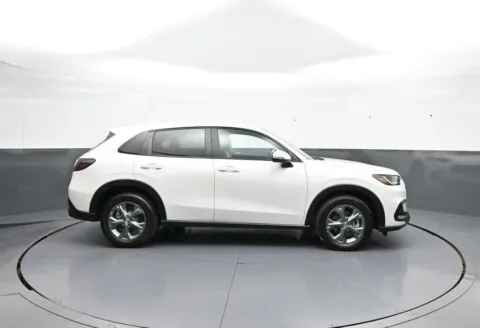 More photos of 2026 Honda HR-V LX at Plaza Honda, NY
