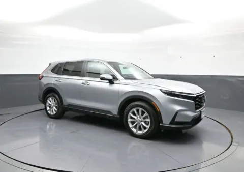 More photos of 2025 Honda CR-V EX-L at Plaza Honda, NY