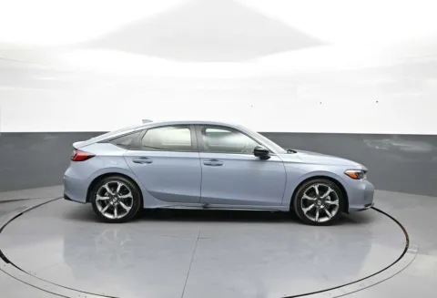 More photos of 2025 Honda Civic Hatchback Hybrid Sport Touring at Plaza Honda, NY