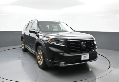 Another view of 2024 Honda Pilot TrailSport for sale in Brooklyn, NY at Plaza Honda