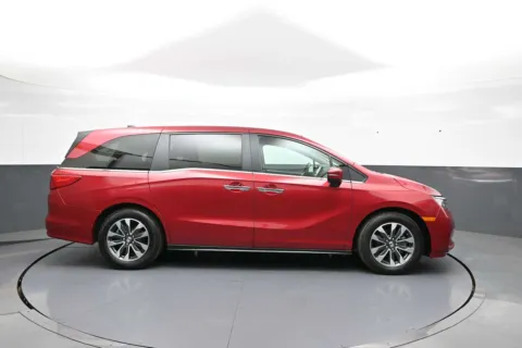 More photos of 2024 Honda Odyssey EX-L at Plaza Honda, NY