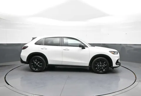 More photos of 2024 Honda HR-V Sport at Plaza Honda, NY
