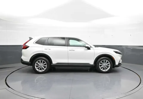 More photos of 2024 Honda CR-V EX at Plaza Honda, NY