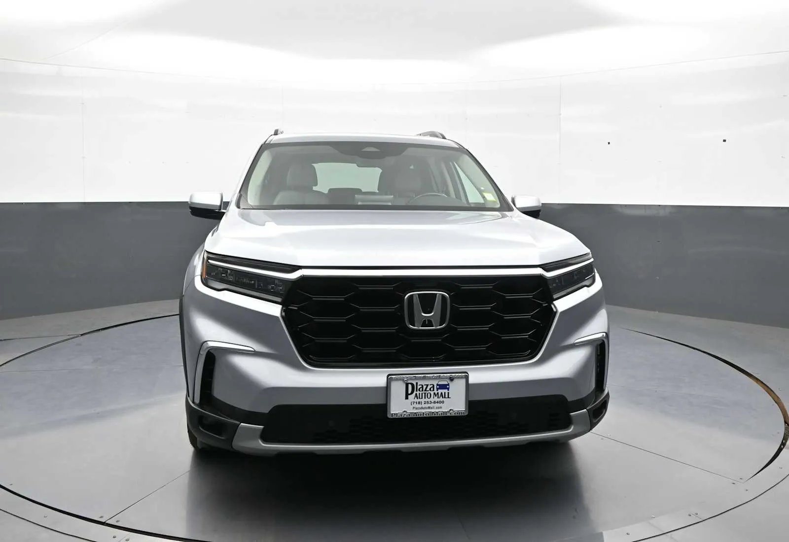 Silver 2023 Honda Pilot Touring for sale in Brooklyn, NY