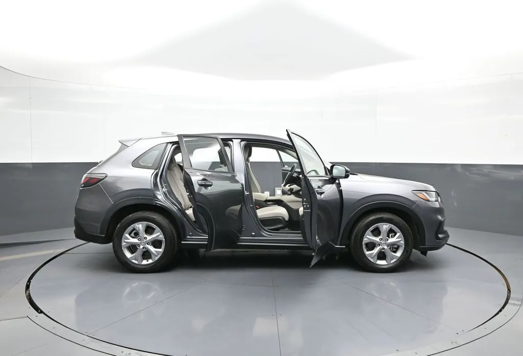 2023 Honda HR-V LX - Photo 40