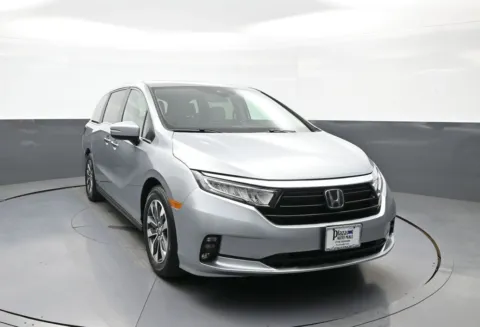Another view of 2023 Honda Odyssey EX-L for sale in Brooklyn, NY at Plaza Honda