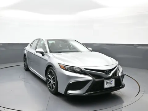 Another view of 2023 Toyota Camry SE for sale in Brooklyn, NY at Plaza Honda