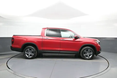 More photos of 2023 Honda Ridgeline RTL-E at Plaza Honda, NY