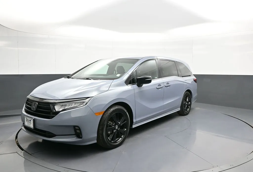 Gray 2024 Honda Odyssey Sport for sale in Brooklyn, NY