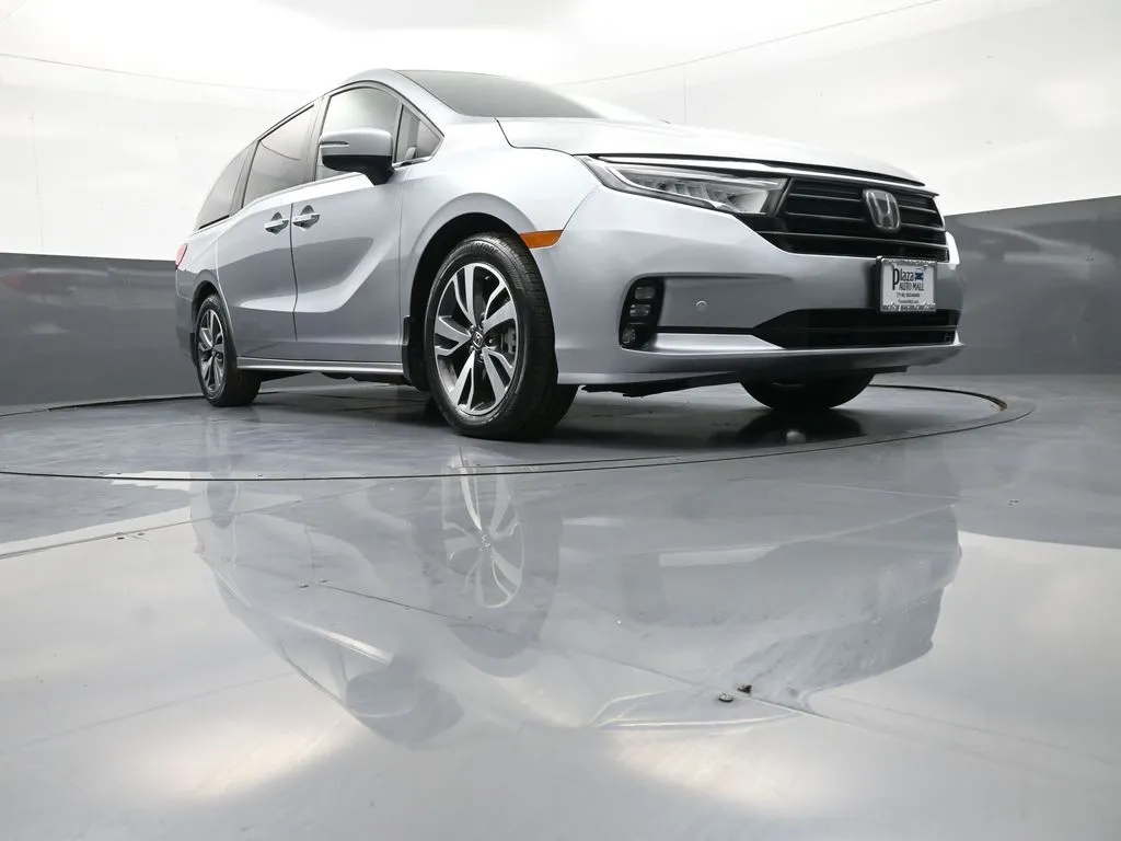2023 Honda Odyssey Touring - Photo 31