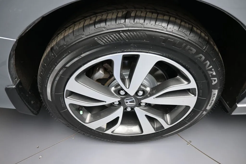 2023 Honda Odyssey Touring - Photo 12