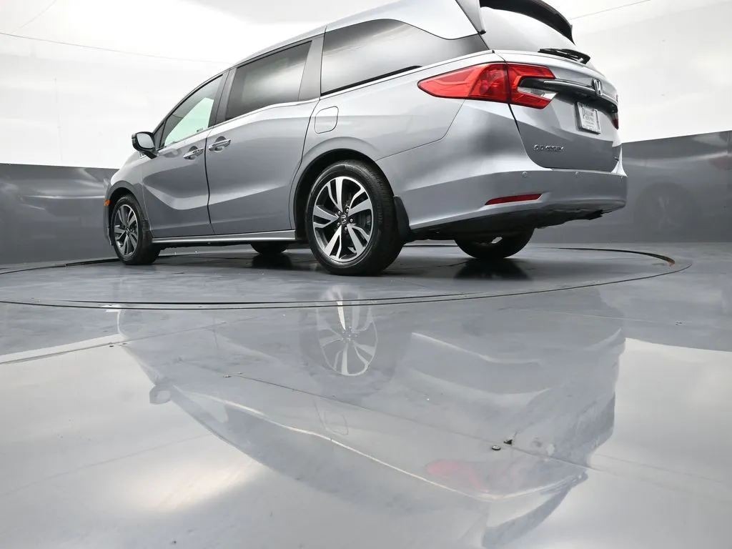 2023 Honda Odyssey Touring - Photo 35