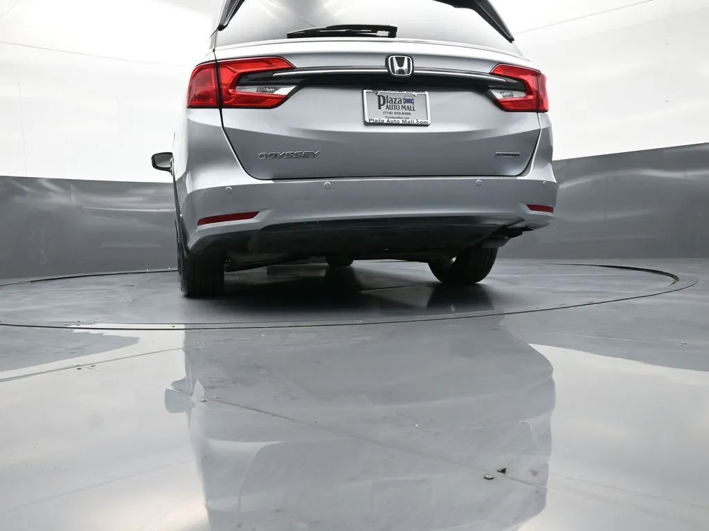 2023 Honda Odyssey Touring - Photo 34
