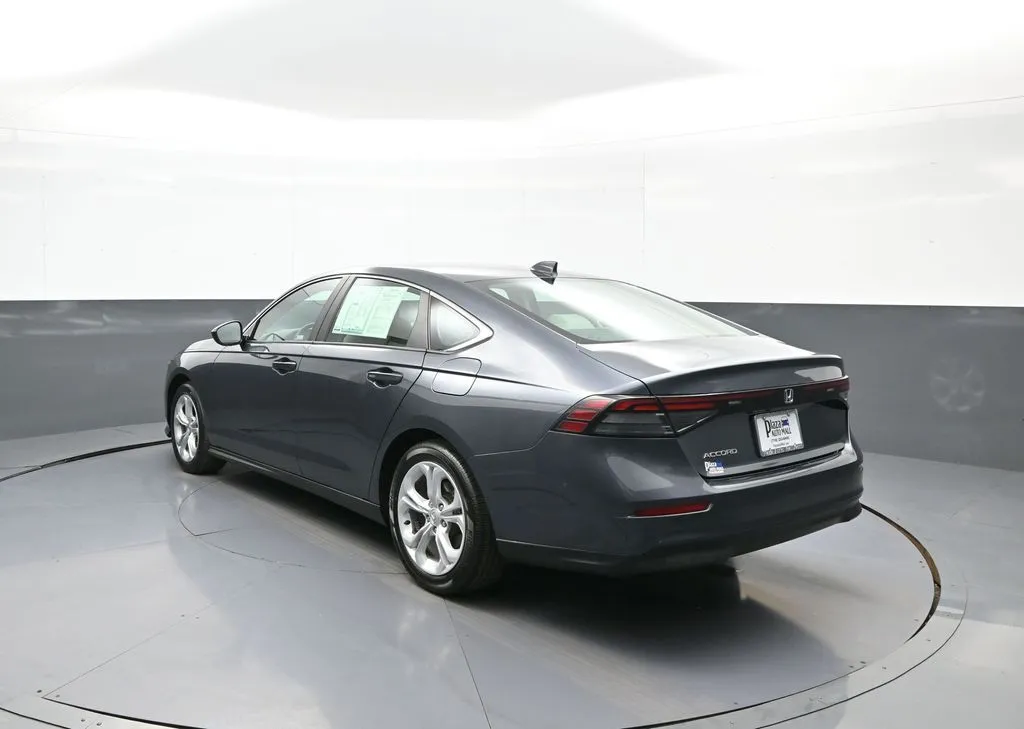 2023 Honda Accord LX - Photo 8