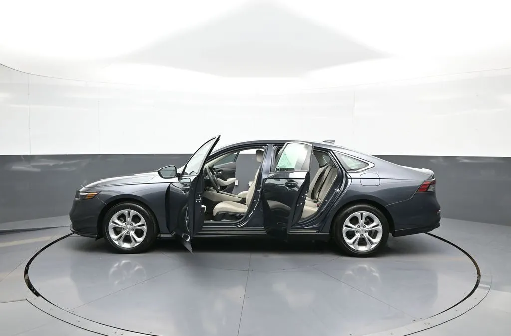 2023 Honda Accord LX - Photo 42