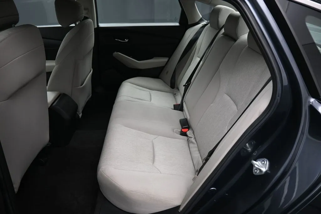 2023 Honda Accord LX - Photo 20