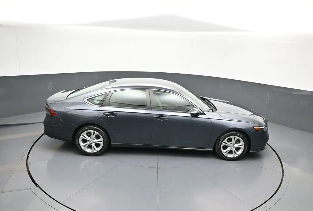 2023 Honda Accord LX - Photo 36