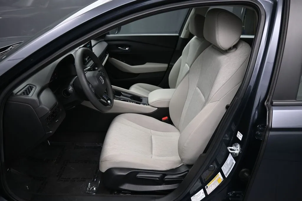 2023 Honda Accord LX - Photo 18