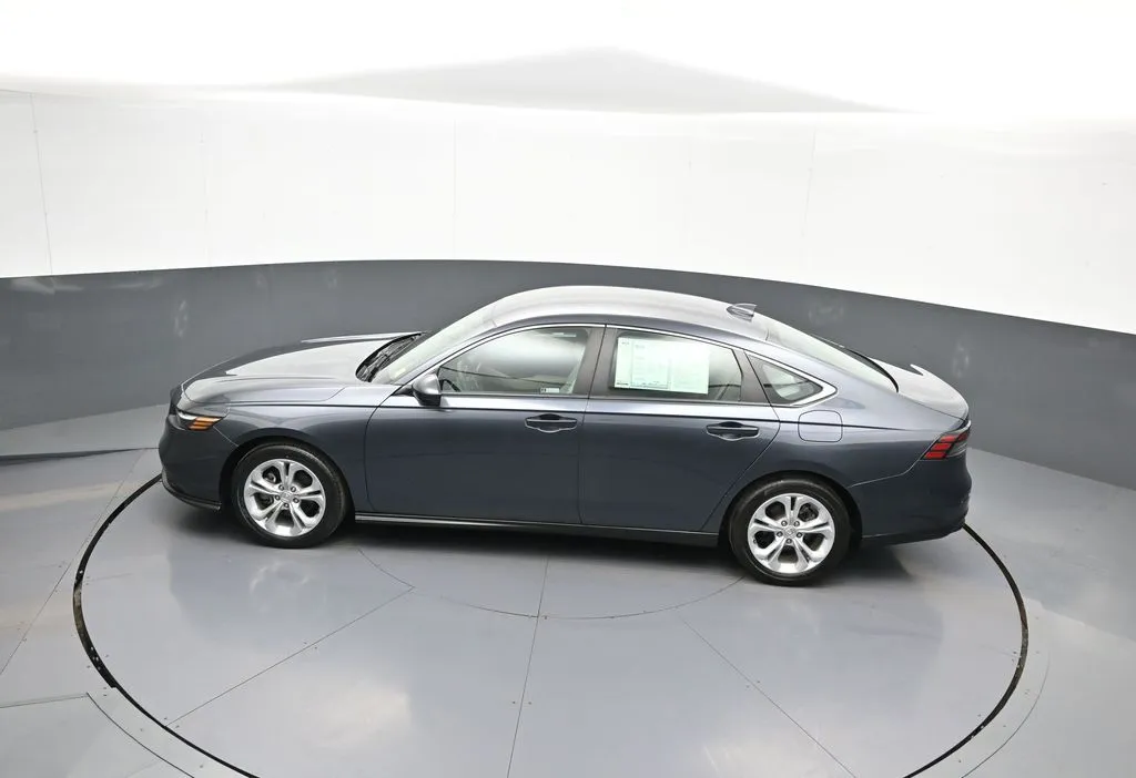 2023 Honda Accord LX - Photo 40
