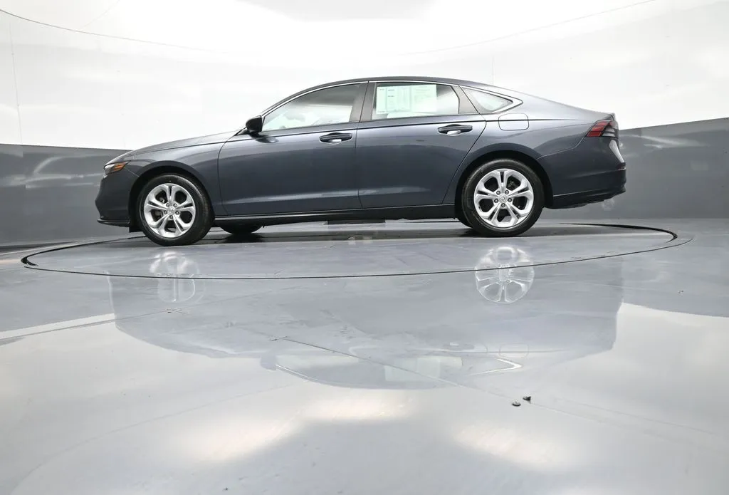 2023 Honda Accord LX - Photo 32