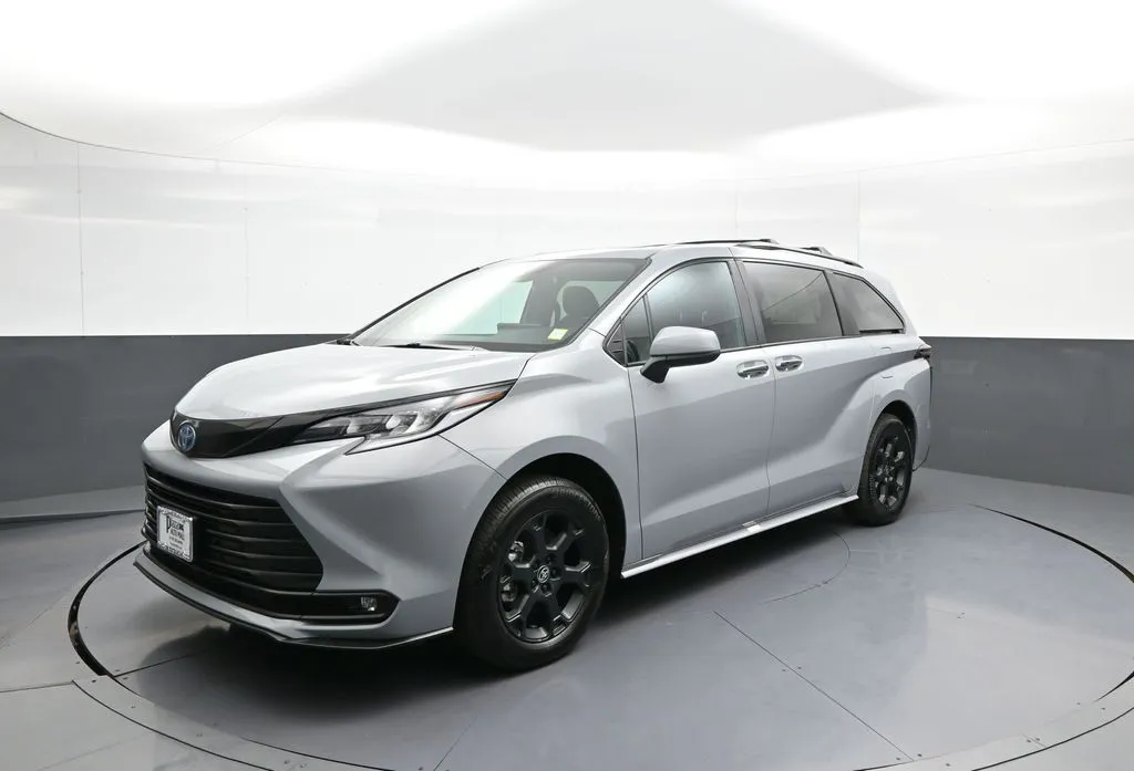 Gray 2025 Toyota Sienna Woodland Edition for sale in Brooklyn, NY