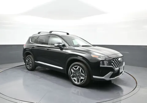 More photos of 2023 Hyundai Santa Fe Limited at Plaza Honda, NY