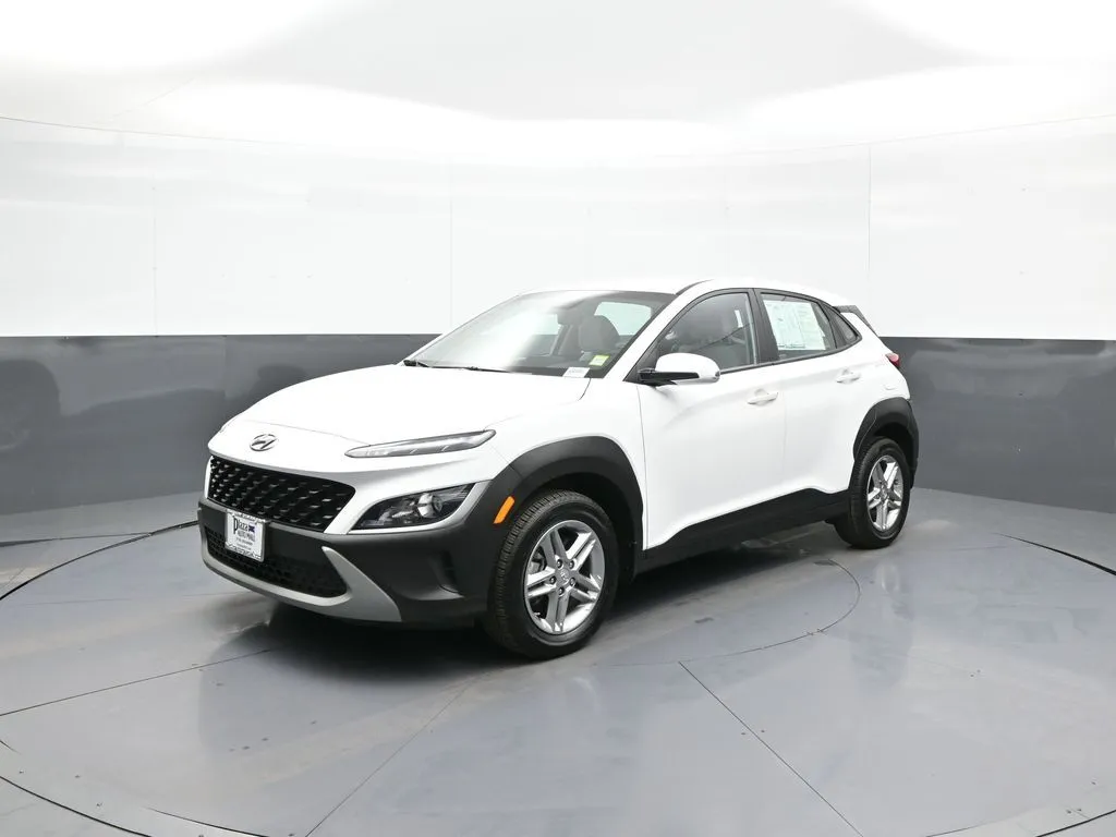 White 2023 Hyundai Kona SE for sale in Brooklyn, NY