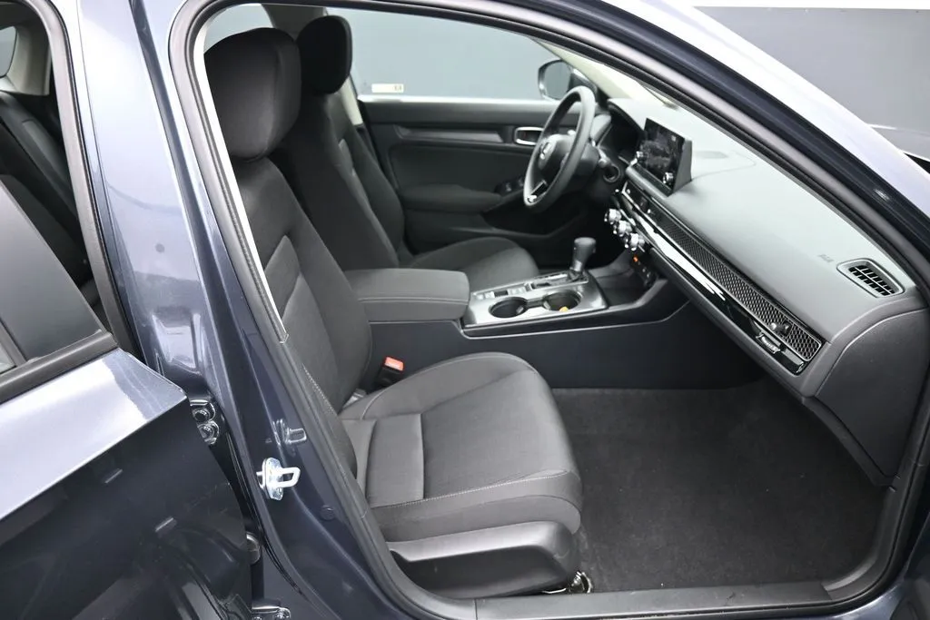 2026 Honda Civic LX - Photo 24