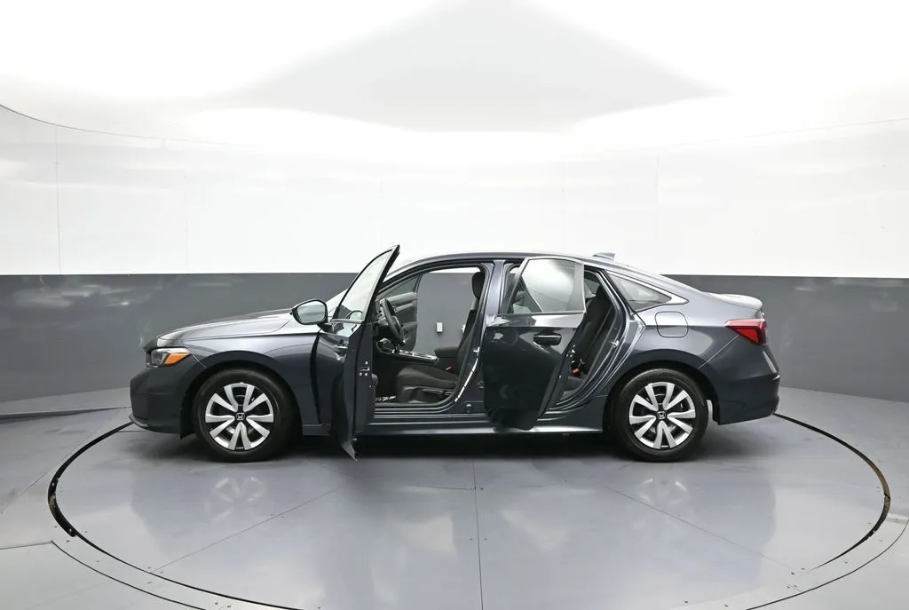 2026 Honda Civic LX - Photo 42