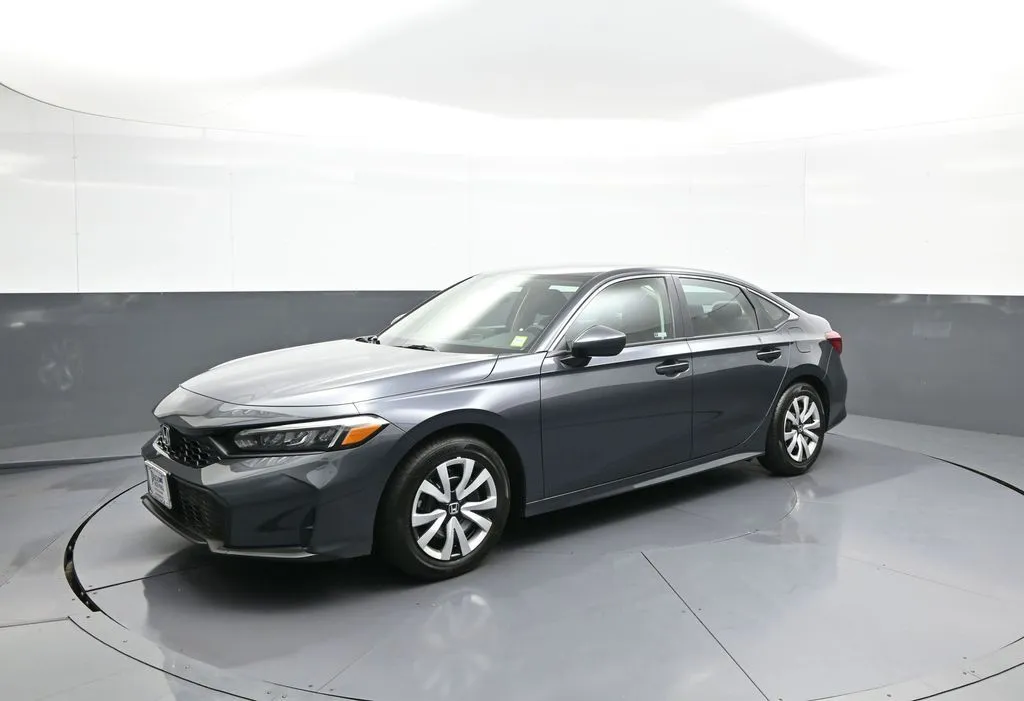 2026 Honda Civic LX - Photo 10