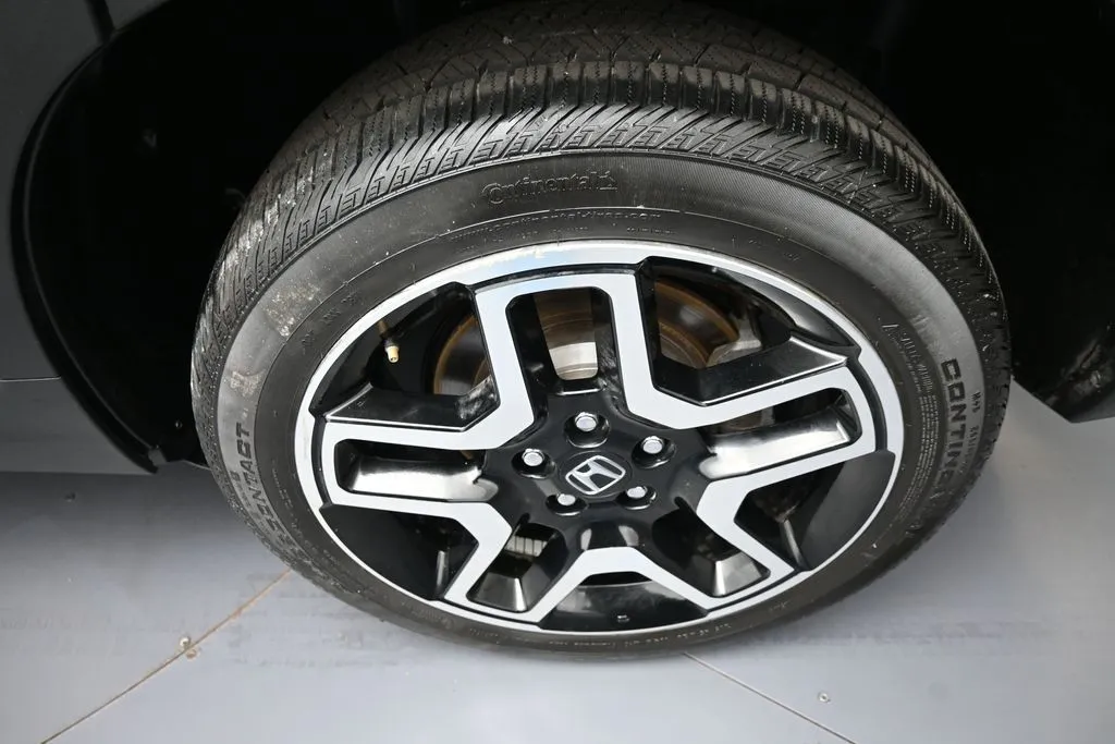 2023 Honda Passport Elite - Photo 15