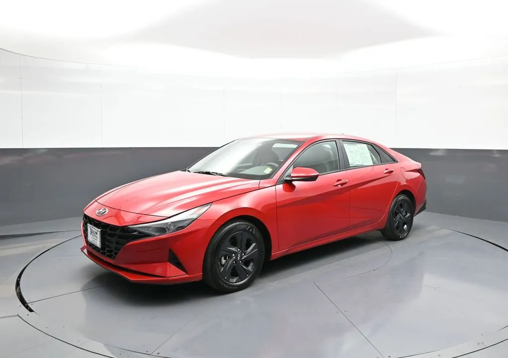 Red 2023 Hyundai Elantra SEL for sale in Brooklyn, NY