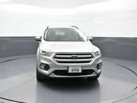 Photos of 2017 Ford Escape SE for sale in Brooklyn, NY at Plaza Honda