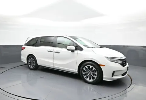 More photos of 2024 Honda Odyssey EX-L at Plaza Honda, NY