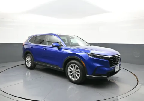 More photos of 2023 Honda CR-V EX-L at Plaza Honda, NY