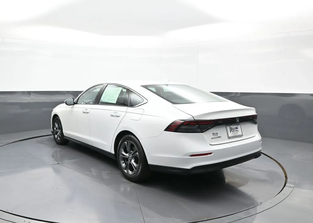 2023 Honda Accord EX - Photo 8