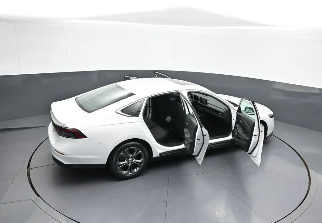 2023 Honda Accord EX - Photo 44