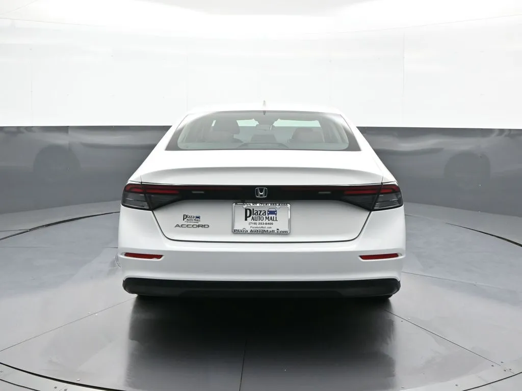2023 Honda Accord EX - Photo 7