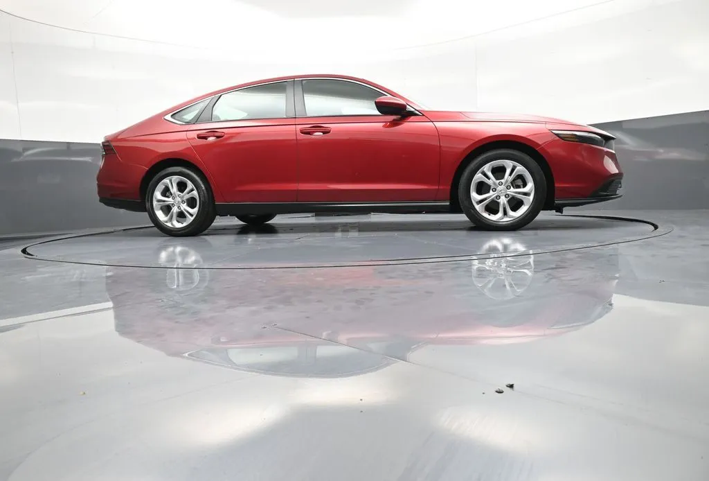 2023 Honda Accord LX - Photo 28