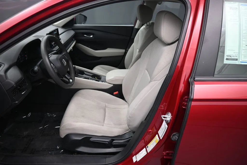 2023 Honda Accord LX - Photo 18