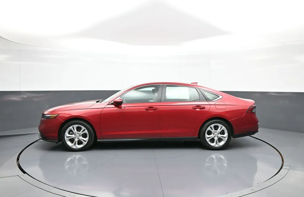 2023 Honda Accord LX - Photo 9
