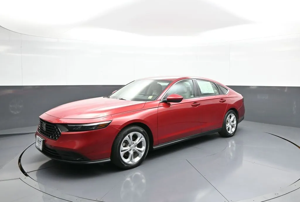2023 Honda Accord LX - Photo 10