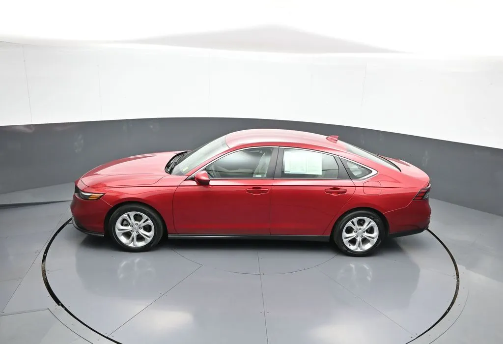 2023 Honda Accord LX - Photo 40