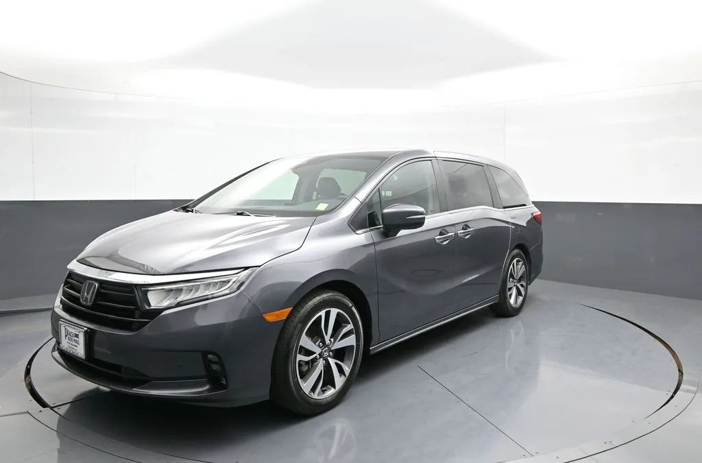 2024 Honda Odyssey Touring - Photo 10