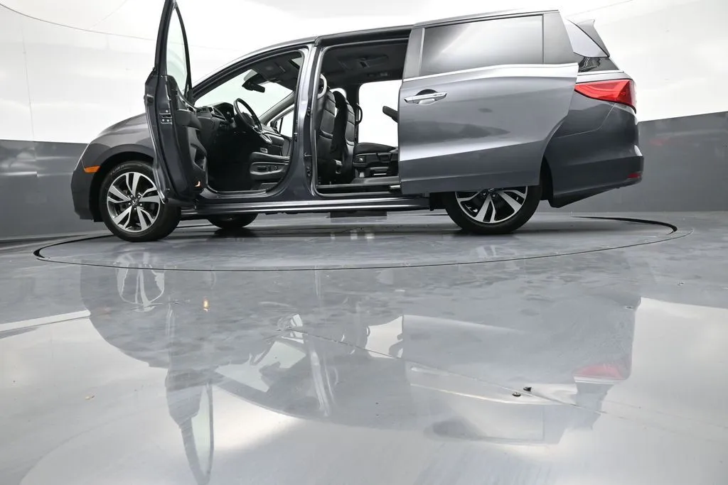 2024 Honda Odyssey Touring - Photo 51