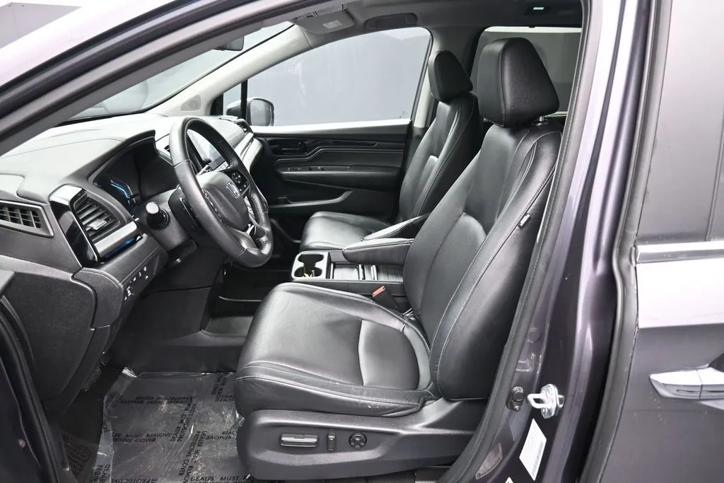 2024 Honda Odyssey Touring - Photo 19