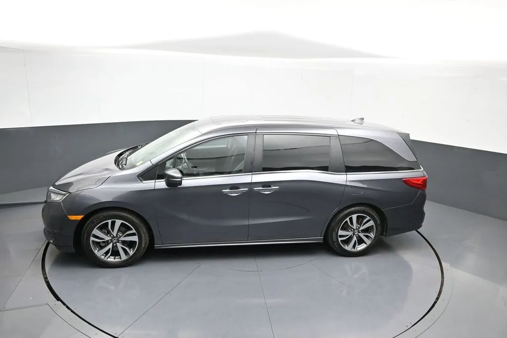 2024 Honda Odyssey Touring - Photo 43